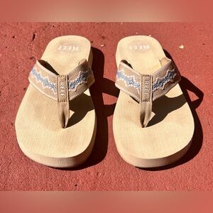 Reef Women's Tan and Blue Sandals